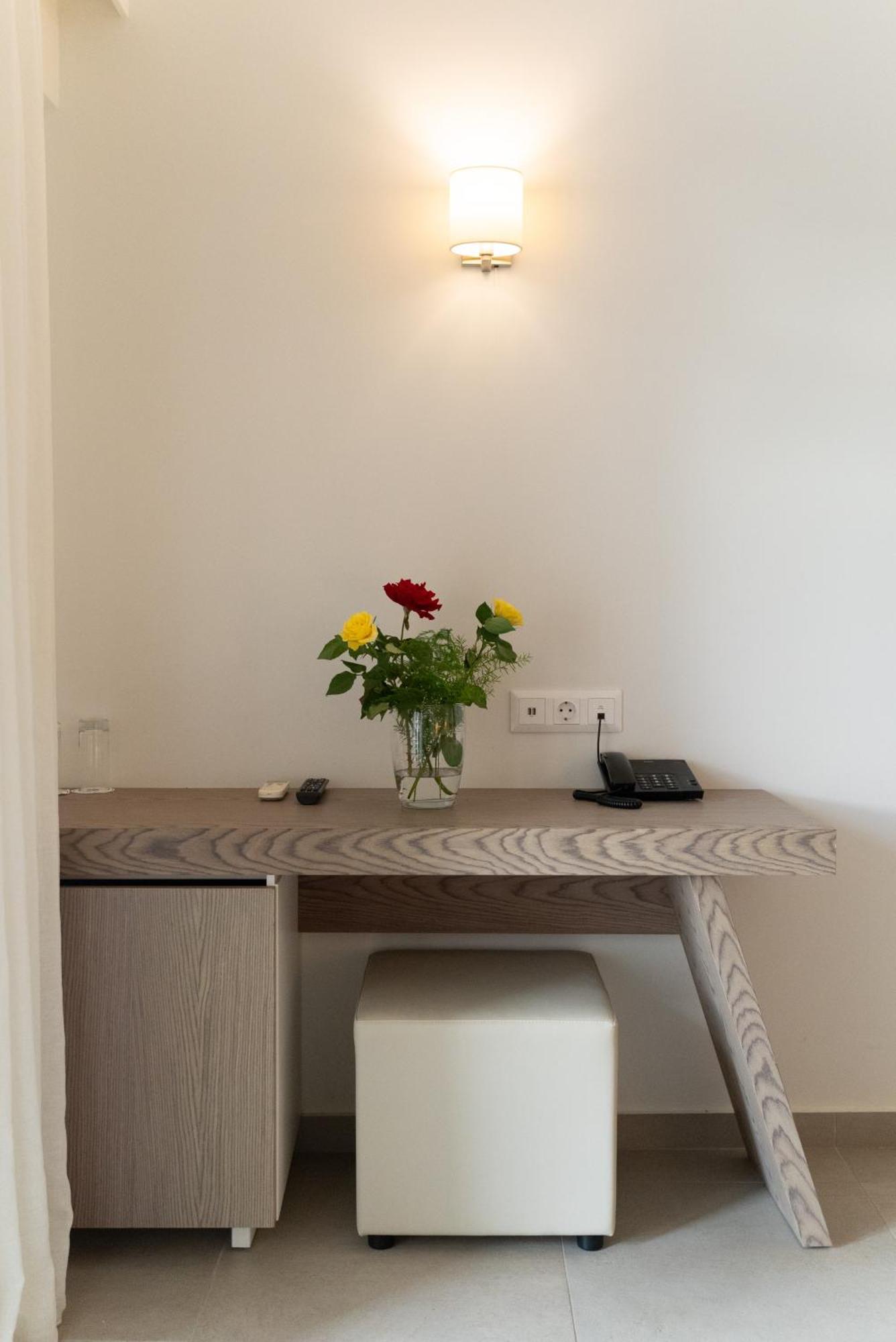 Eva Bay Hotel On The Beach - Adults Only Adelianos Kampos Exterior foto
